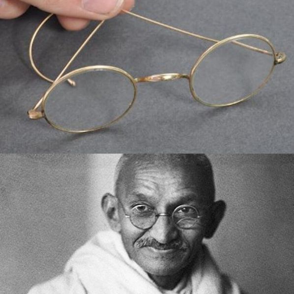 Os óculos de Gandhi foram vendidos em um leilão britânico por US $ 340.000